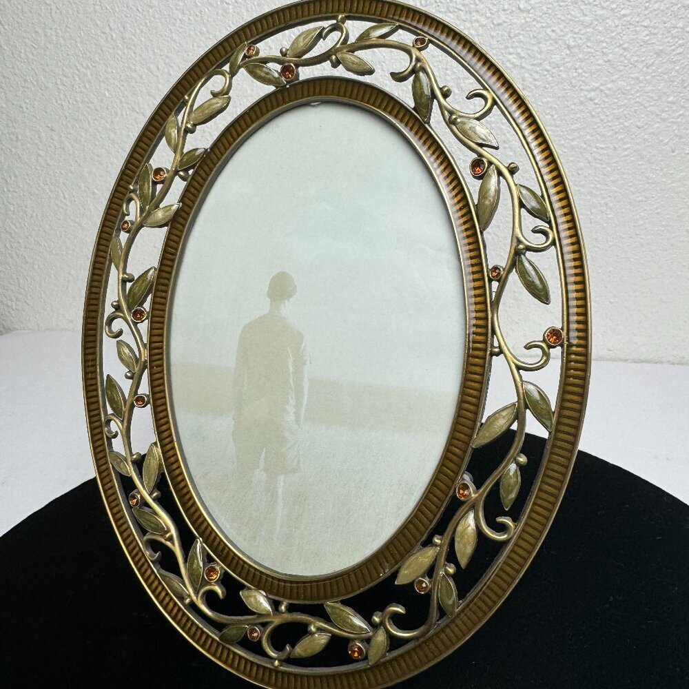 NWOT Elegant Olive Enamel Ambre Stones Oval Metal Picture Frame